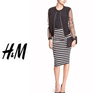 💚💚H&M Striped Pencil Skirt